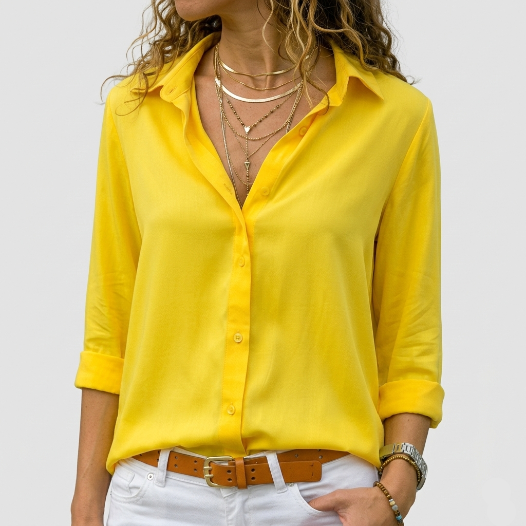 Żółta satynowa koszula damska Julia z długim rękawem i klasycznym kołnierzykiem.